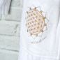 Preview: The Spirit of OM® Velour-Bademantel in weiß mit Kapuze und Blume des Lebens Stickerei